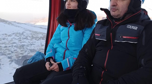 Baba ile kız zirvede