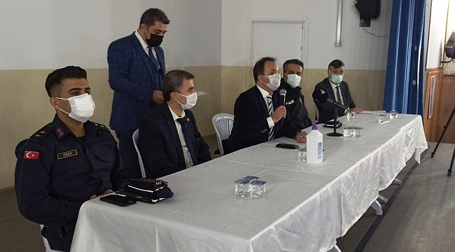 Bafra'da muhtarlarla "aşı bilgilendirme" toplantısı