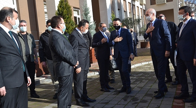 Bakan Pakdemirli Balıkesir Valiliğini ziyaret etti
