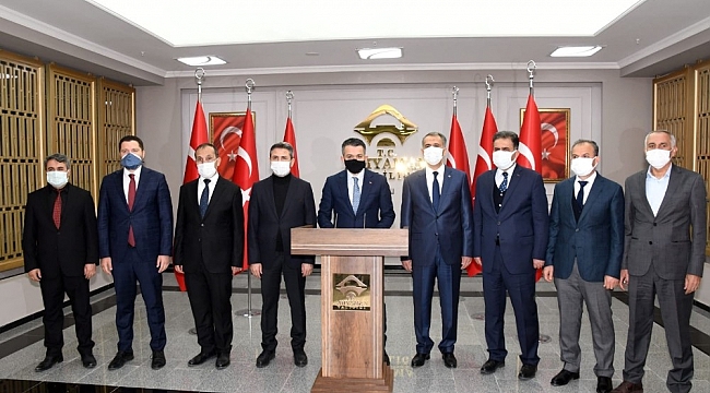 Bakan Pakdemirli, Valiliği ziyaret etti