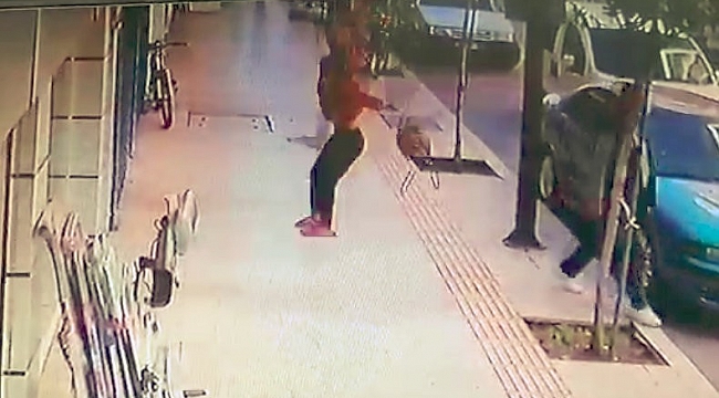 Balkondan atlayıp vatandaşın son anda altında kalmaktan kurtulduğu kadını abisi eve kilitlemiş
