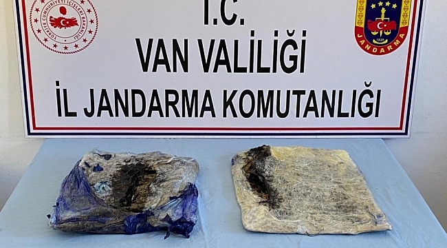 Başkale'de 4 kilo 500 gram afyon sakızı ele geçirildi
