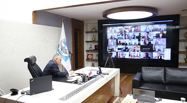 Başkan Büyükkılıç, İl Pandemi Kurulu Toplantısı'na katıldı