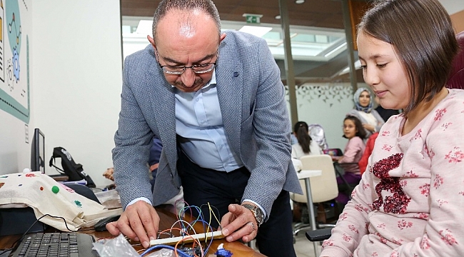 Başkan Kavuş: "Proje ekibimiz sadece gençler için değil tüm Meramlılar için projeler üretecek"