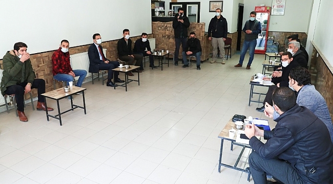Başkan Vekili Aslan'ın esnaf buluşmalarını sürdürüyor