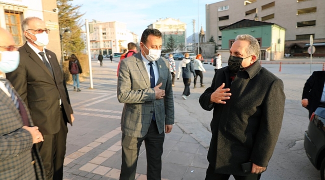 Başkan Yalçın'dan Şehitler Derneği'ne Gara ziyareti