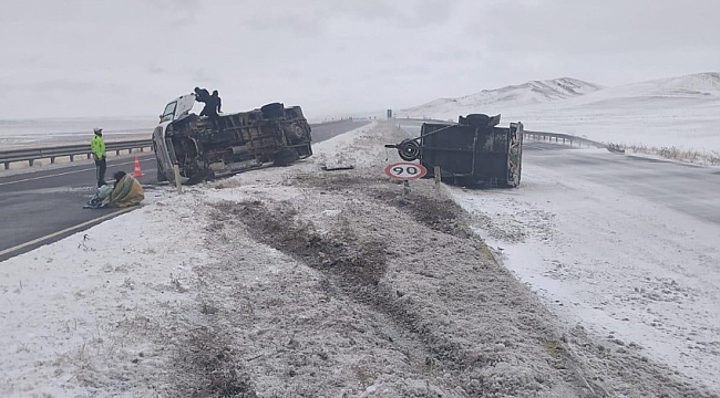 Başkent'te minibüs devrildi: 6 yaralı