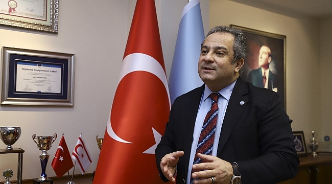 Bilim Kurulu Üyesi İlhan'dan hafta sonu uyarısı: "Bir araya geldiğiniz insanlar mutant virüse sahip olabilirler"