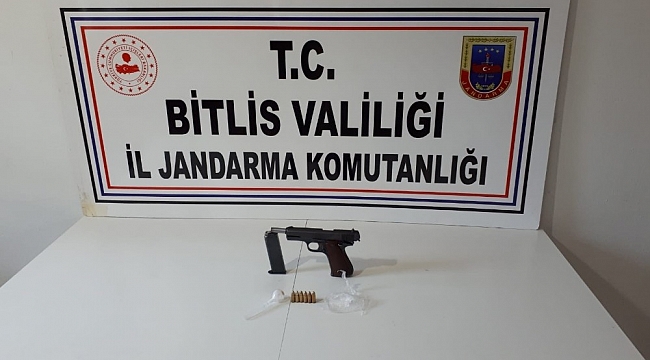Bitlis'te ruhsatsız tabanca ele geçirildi