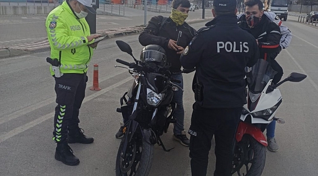 Bozüyük'te motosiklet sürücüleri denetlendi