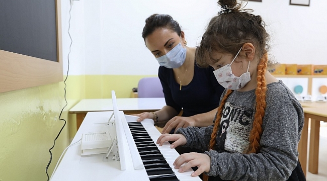 Buca Belediyesi tam zamanlı kreşleri hizmete açıyor