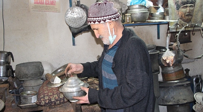 Burdur'un son kalaycıları mesleklerini ayakta tutmaya çalışıyor