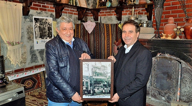 Bursa'nın ilk şekercisinin torunundan Kardelen Kültür Evi'ne anlamlı bağış