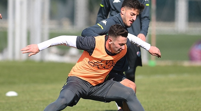 Bursaspor'da Menemenspor maçı hazırlıkları başladı