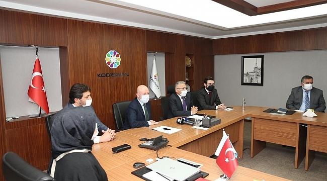 Büyükkılıç'tan Kocasinan'da yatırım toplantısı