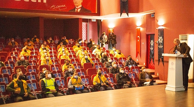 Büyükşehir yol güvenliği eğitimi verdi