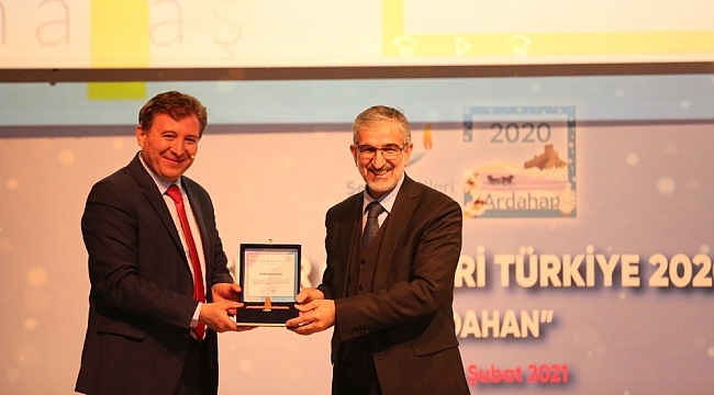 Büyükşehir'e yılın ulaşım projesi ödülü