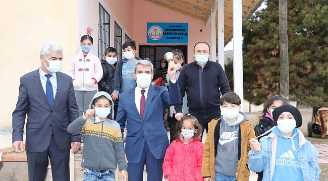 Çorum'da 176 okulda 10 bin 869 öğrenci ders başı yaptı