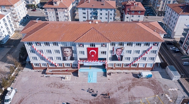 Cumhurbaşkanı Recep Tayyip Erdoğan, Ankara'nın Kahramankazan ilçesinde 3 okulun açılışını gerçekleştirdi