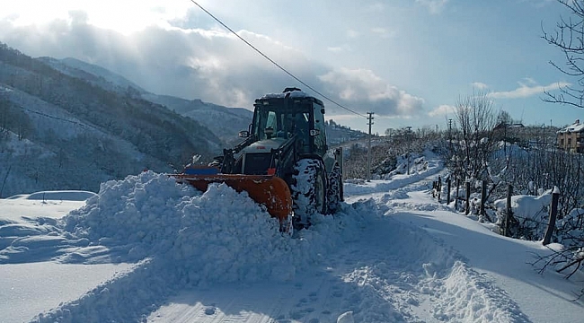 Düzce'de 11 köy yolunu açmak için çalışmalar sürüyor