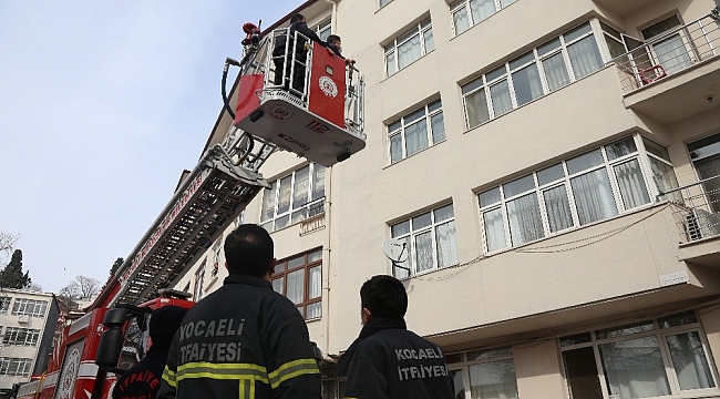 Ekipleri alarma geçiren vatandaş, evinde uyurken bulundu