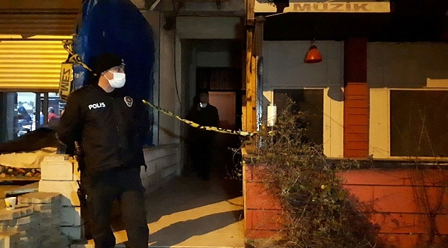 Elektrikler kesildi dengesini kaybedip asansör boşluğuna düştü