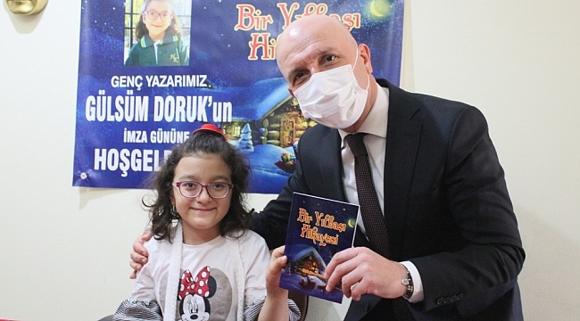 Engel tanımayan minik yazar, öykü kitabı yazdı