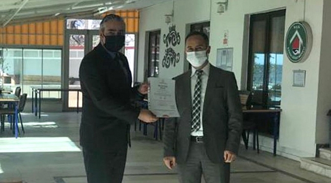 Erdek'te 'Okulum Temiz' belgeleri dağıtıldı