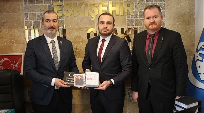 ESMİAD Başkanı Seyhan'dan Ülkü Ocaklarına ziyaret