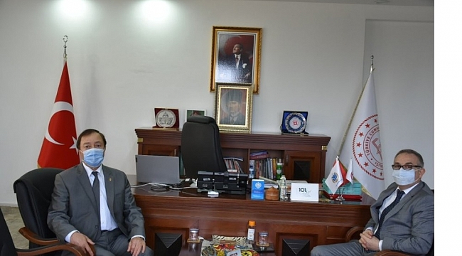 Esnaf ve Sanatkârlar Odası Başkanı Gölcan ile İl Milli Eğitim Müdürü Akyol bir araya geldi
