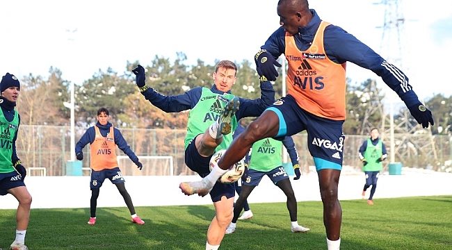 Fenerbahçe, Göztepe maçı hazırlıklarını sürdürdü