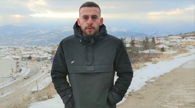 Ferhat Tuğcu, sözleri kendisine ait yeni şarkısına klip çekti