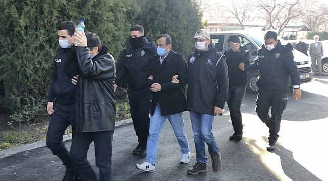 FETÖ'den gözaltına alınan generaller adliyeye getirildi