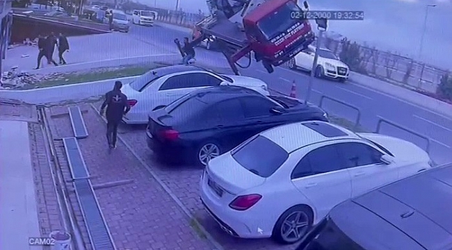 Florya'da dev vinçin devrilmesi kamerada
