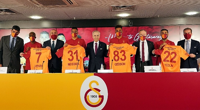 Galatasaray'da imza şov
