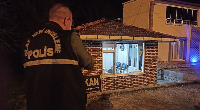 Galeriden lüks otomobil çalındı