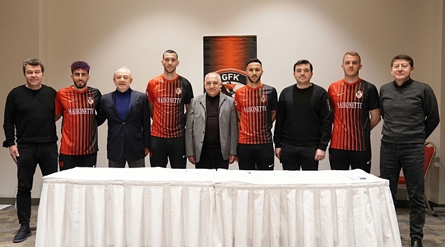 Gaziantep FK, 4 futbolcu ile sözleşme imzaladı
