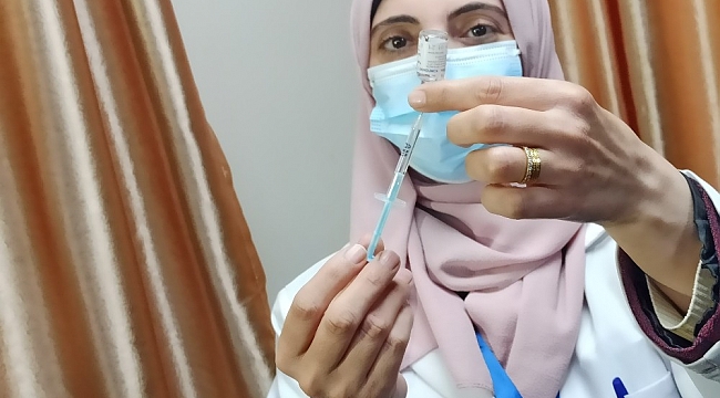 Gazze Şeridi'nde Covid-19'a karşı aşılamalar başladı