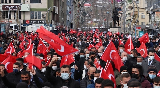 Hakkari teröre karşı tek yürek oldu
