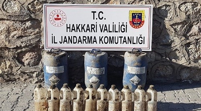 Hakkari'de 100 litre asit anhidrit maddesi ele geçirildi