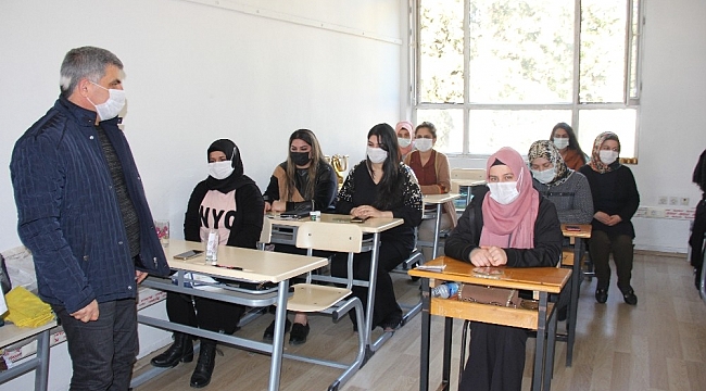Halk eğitim kursları devam ediyor