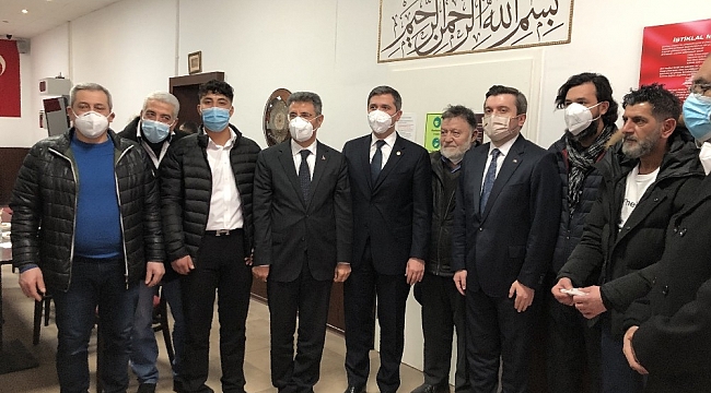 Hanau'daki saldırıda hayatını kaybedenler anıldı