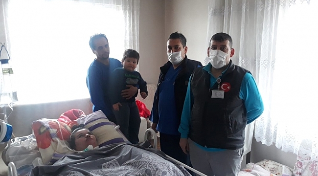 Hastane personellerinden mağdur aileye destek
