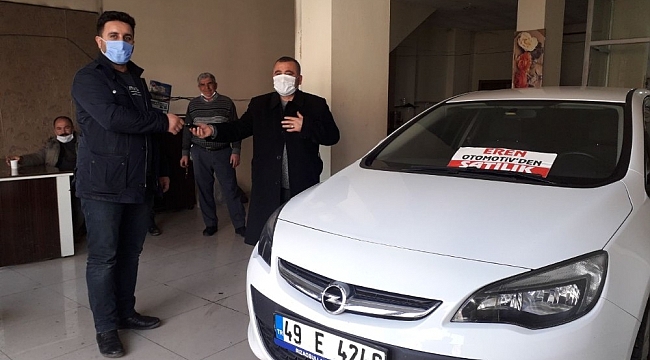 İkinci el otomobil almak için kilometrelerce yol geldiler
