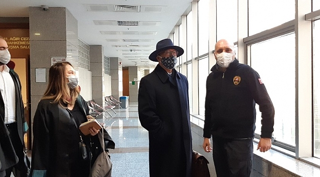 İmam Hatiplilere hakaret ettiği iddia edilen Erol Mütercimler'in yargılanmasında devam edildi