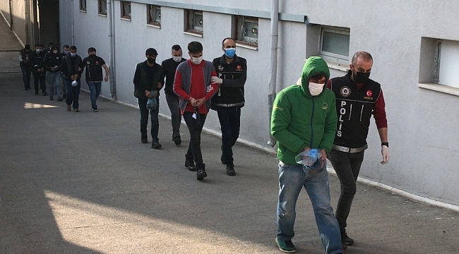 İnternetten uyuşturucuyu özendirenler yakalandı
