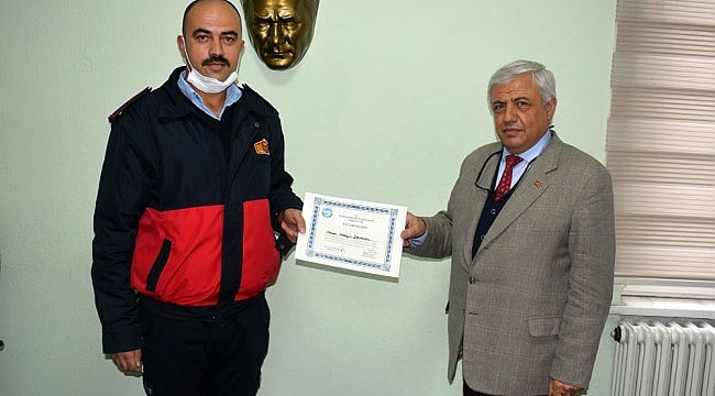 İscehisar'da itfaiye personeline hizmet içi eğitim verildi