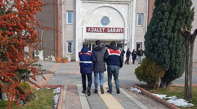 Isparta'da firari şahıs saklandığı adreste yakalandı