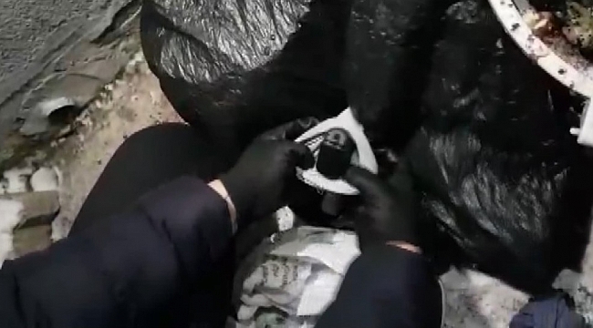 Isparta'da poşet içerisine saklanmış 4 ruhsatsız silah ele geçirildi