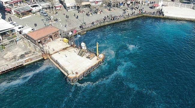 İstanbul Boğazı'nda şaşırtan manzara